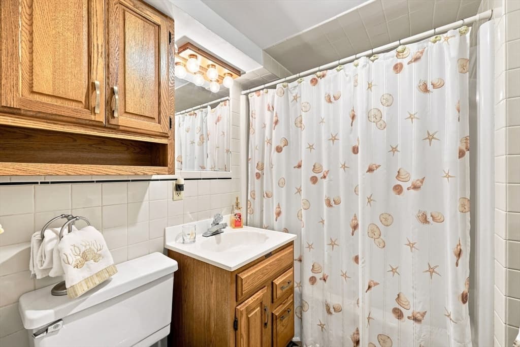310 Briarwood Avenue, Southbridge MA 01550 photo 36