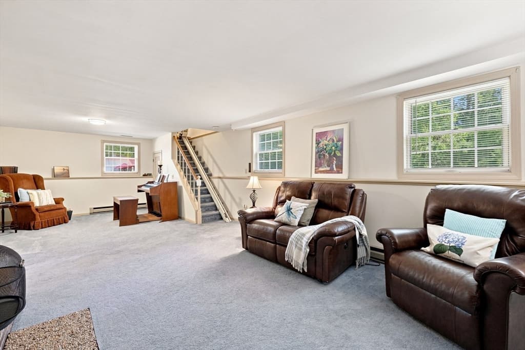310 Briarwood Avenue, Southbridge MA 01550 photo 32