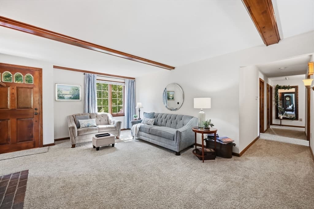 310 Briarwood Avenue, Southbridge MA 01550 photo 11