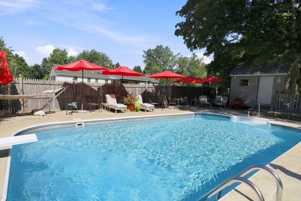 310 Briarwood Avenue, Southbridge MA 01550 photo 8