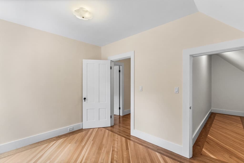 128 W Spruce St, Milford MA 01757 photo 22