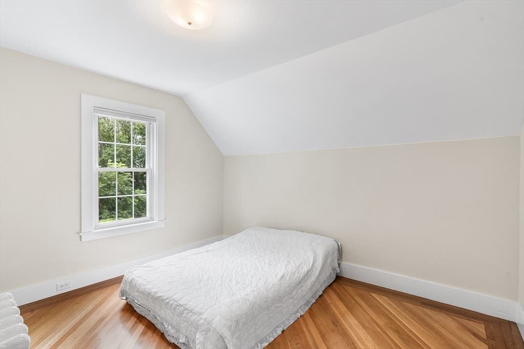 128 W Spruce St, Milford MA 01757 photo 19