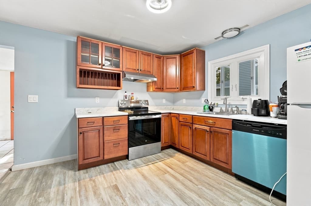 44 Winnifred Rd, Brockton MA 02301 photo 7