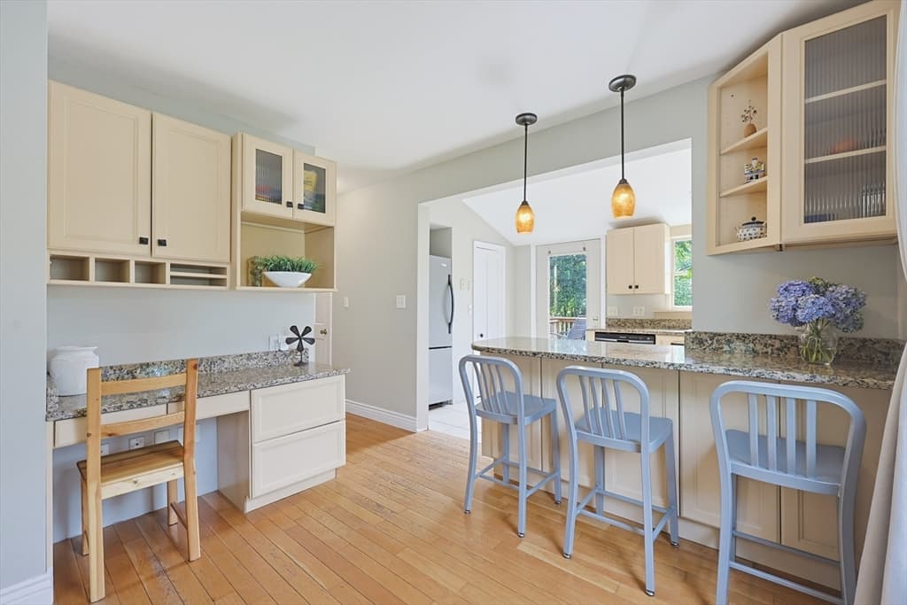 54 Gainsville Rd, Dedham MA 02026 photo 6