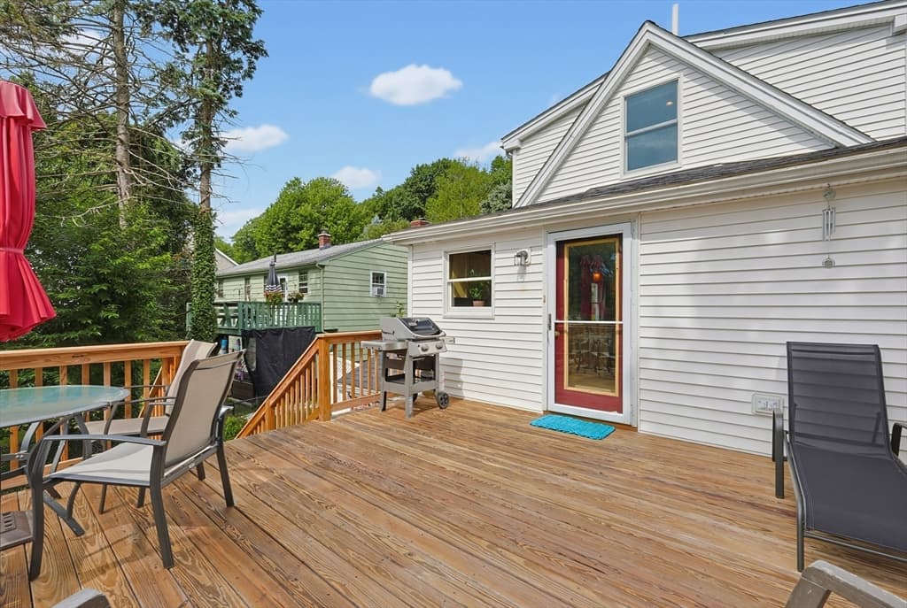 54 Gainsville Rd, Dedham MA 02026 photo 28
