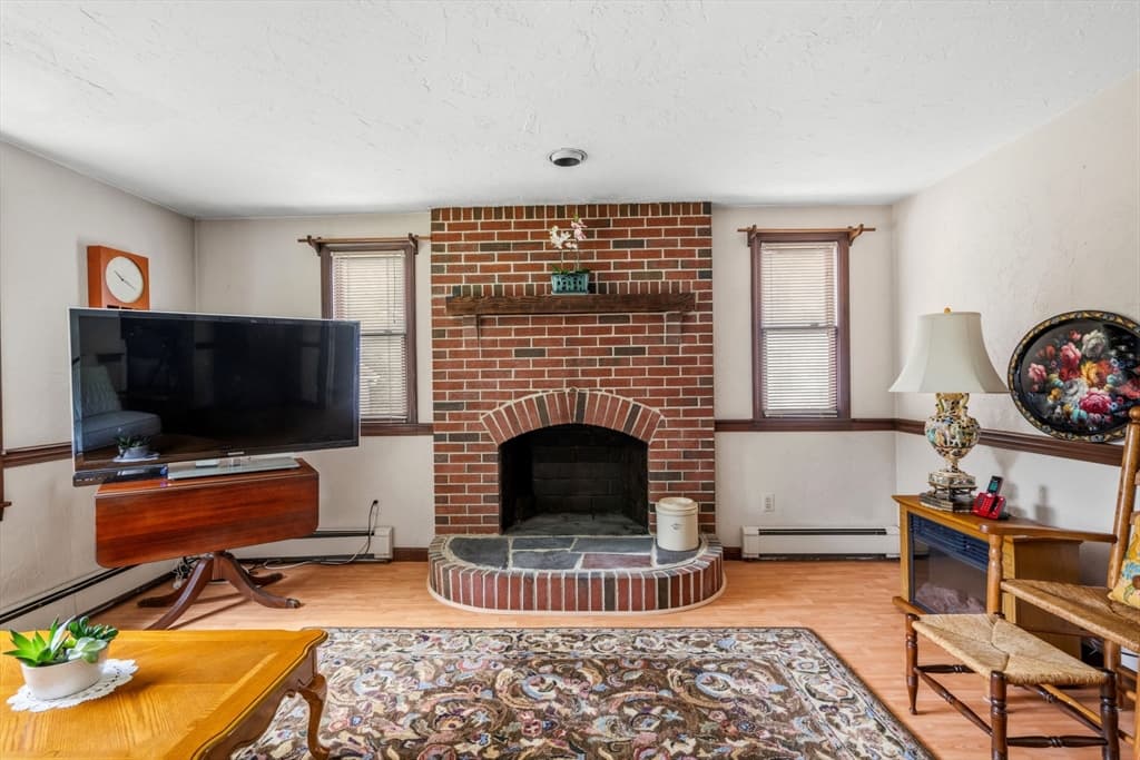 17 Woodlawn Ave, Holbrook MA 02343 photo 9