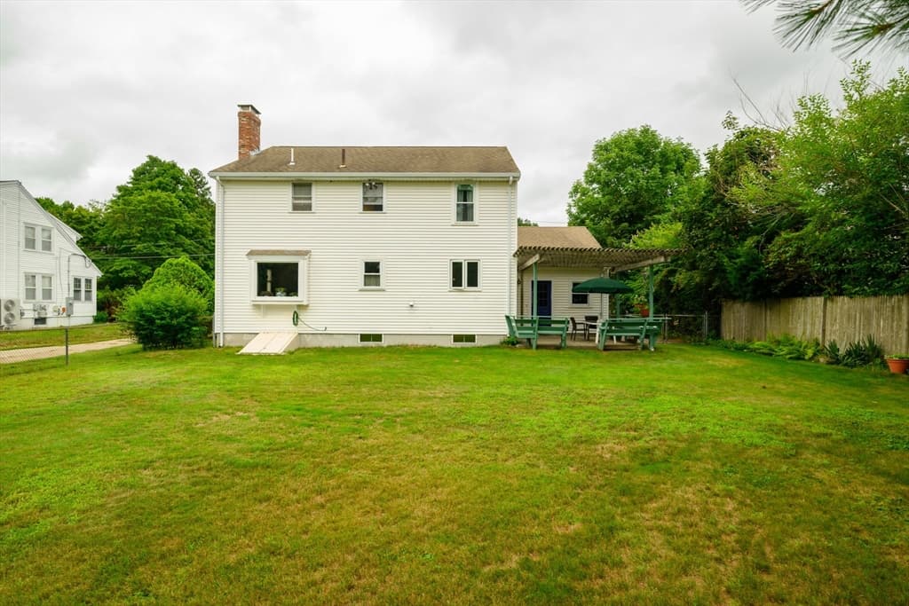 17 Woodlawn Ave, Holbrook MA 02343 photo 33