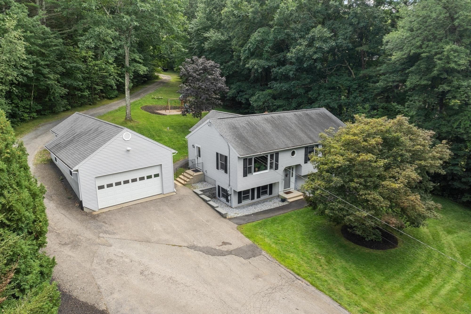 Single Family Residence at 44 W Brookfield Rd, North Brookfield MA 01535, North Brookfield, photo 31 of 36