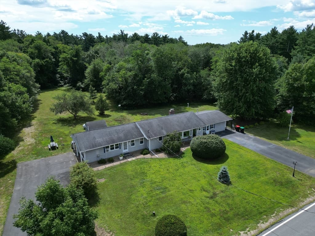 2-4 Long Point Rd, Lakeville MA 02347 photo 3