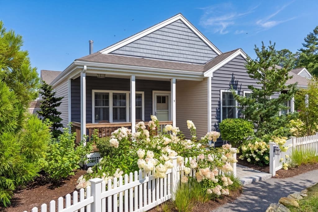 9 Dorset Lane # 9, Plymouth MA 02360