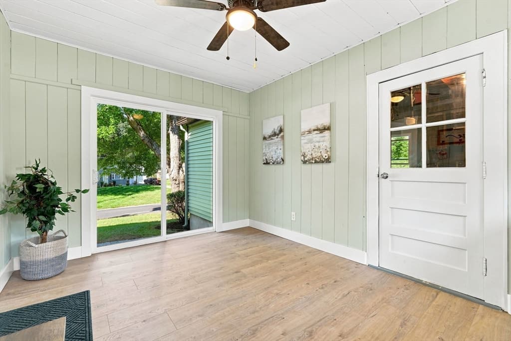 331 Valley View Dr, Westfield MA 01085 photo 4