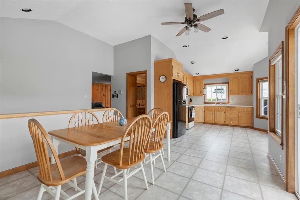 4 Shore Ln, Holland MA 01521 photo 6
