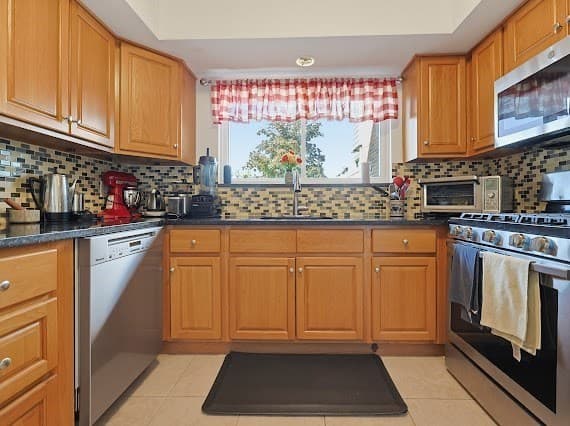 93 Rosewood Dr # 93, Stoughton MA 02072 photo 11