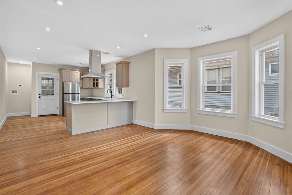41-43 Elmdale St, Boston MA 02122 photo 6