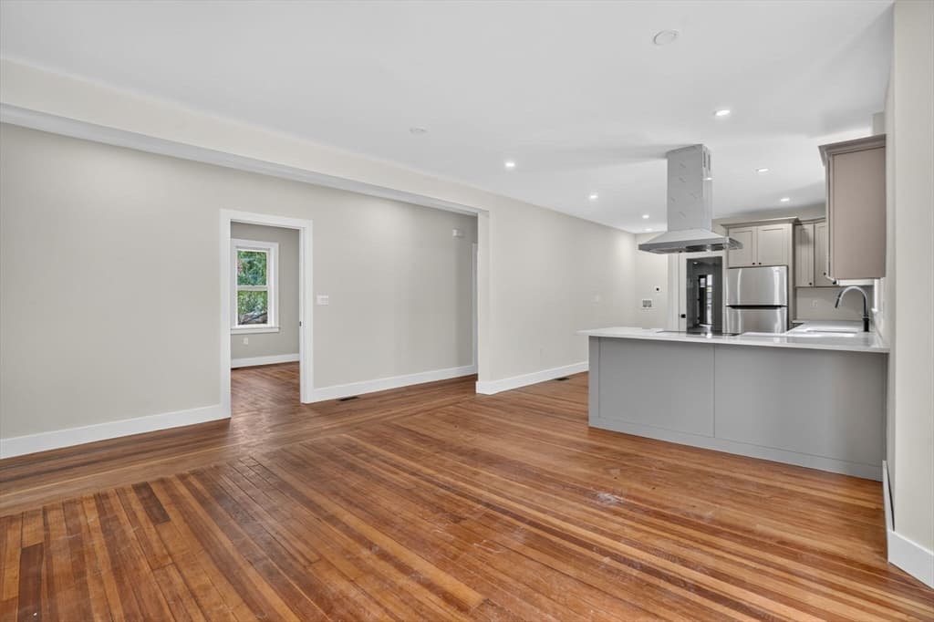 41-43 Elmdale St, Boston MA 02122 photo 5