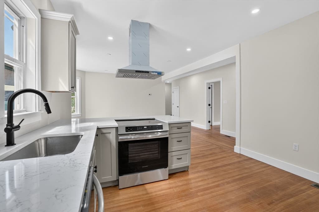 41-43 Elmdale St, Boston MA 02122 photo 15