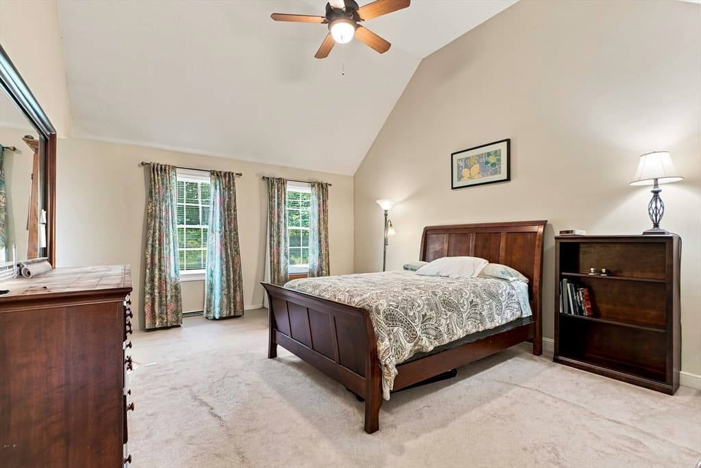 161 South St, Upton MA 01568 photo 23