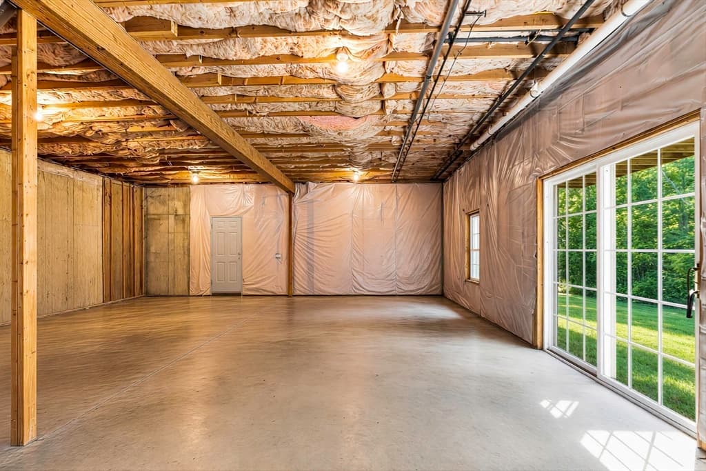 161 South St, Upton MA 01568 photo 33