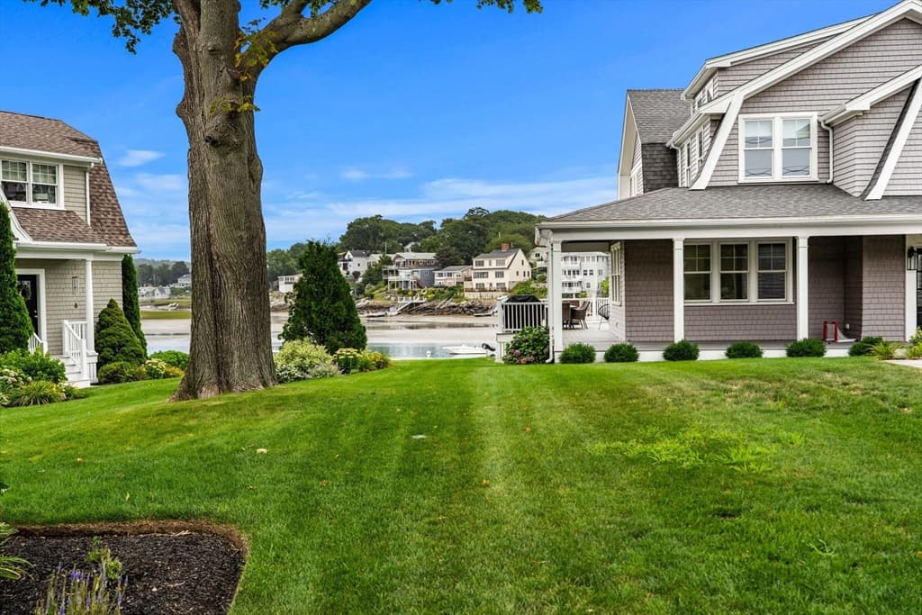 13 Riverside Rd, Gloucester MA 01930 photo 2
