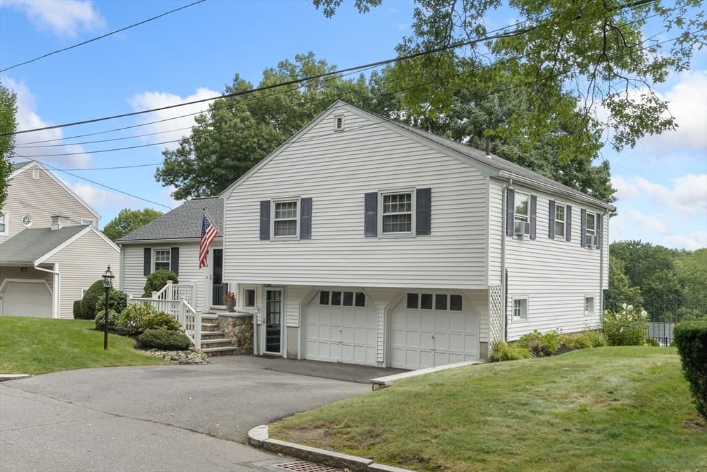 50 Conrad Road, Melrose MA 02176 photo 2