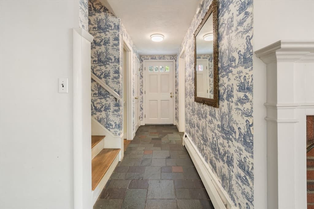 50 Conrad Road, Melrose MA 02176 photo 3