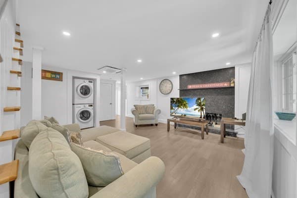 35 Holbrook Ave, Wellfleet MA 02667 photo 17