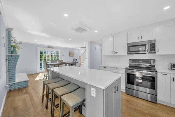 35 Holbrook Ave, Wellfleet MA 02667 photo 5
