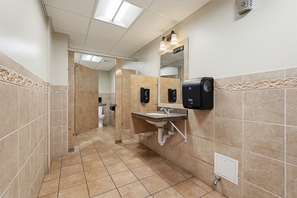 1426-1428 Center St, Ludlow MA 01056 photo 18