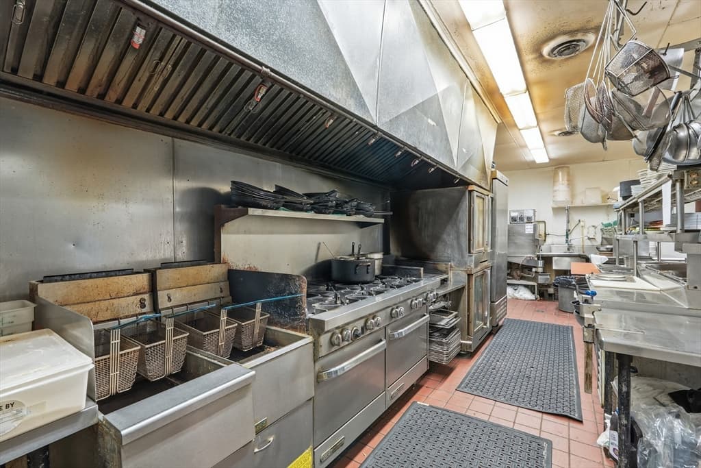 1426-1428 Center St, Ludlow MA 01056 photo 15