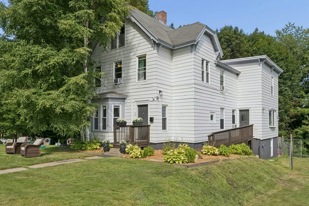 32 Winter Street, Gardner MA 01440