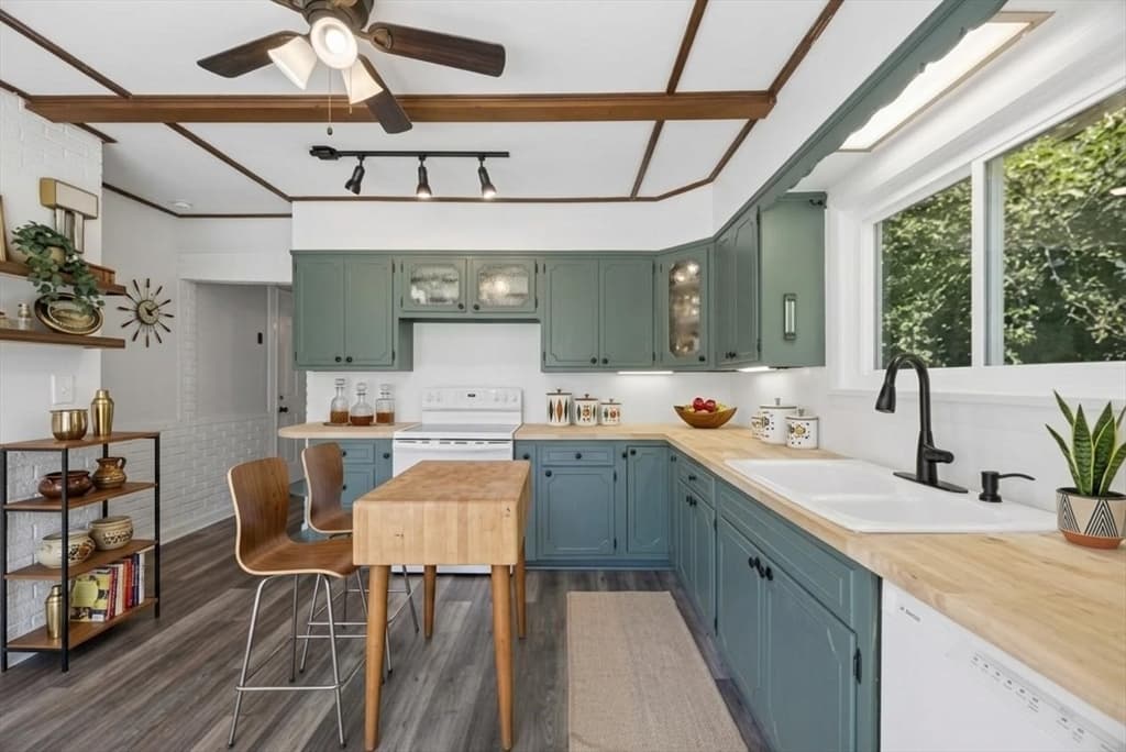 32 Winter Street, Gardner MA 01440 photo 9