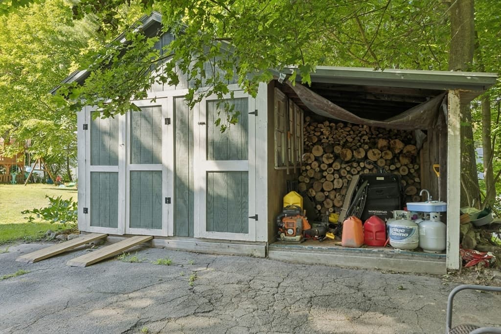 32 Winter Street, Gardner MA 01440 photo 37