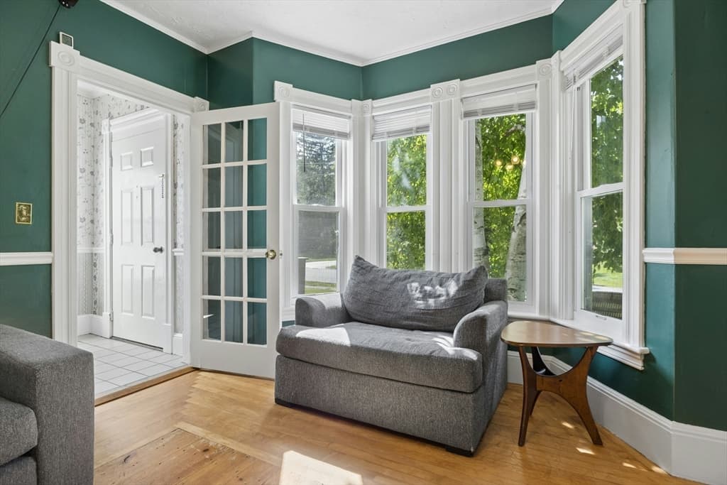 32 Winter Street, Gardner MA 01440 photo 4