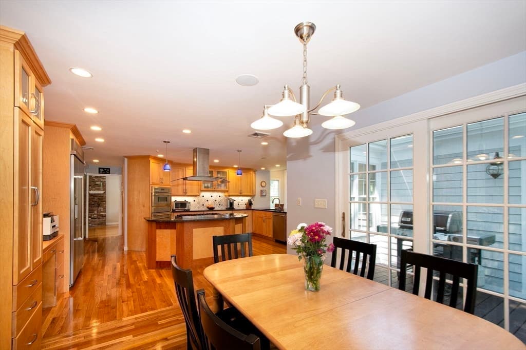 39 Ledgewood Dr, Cohasset MA 02025 photo 12