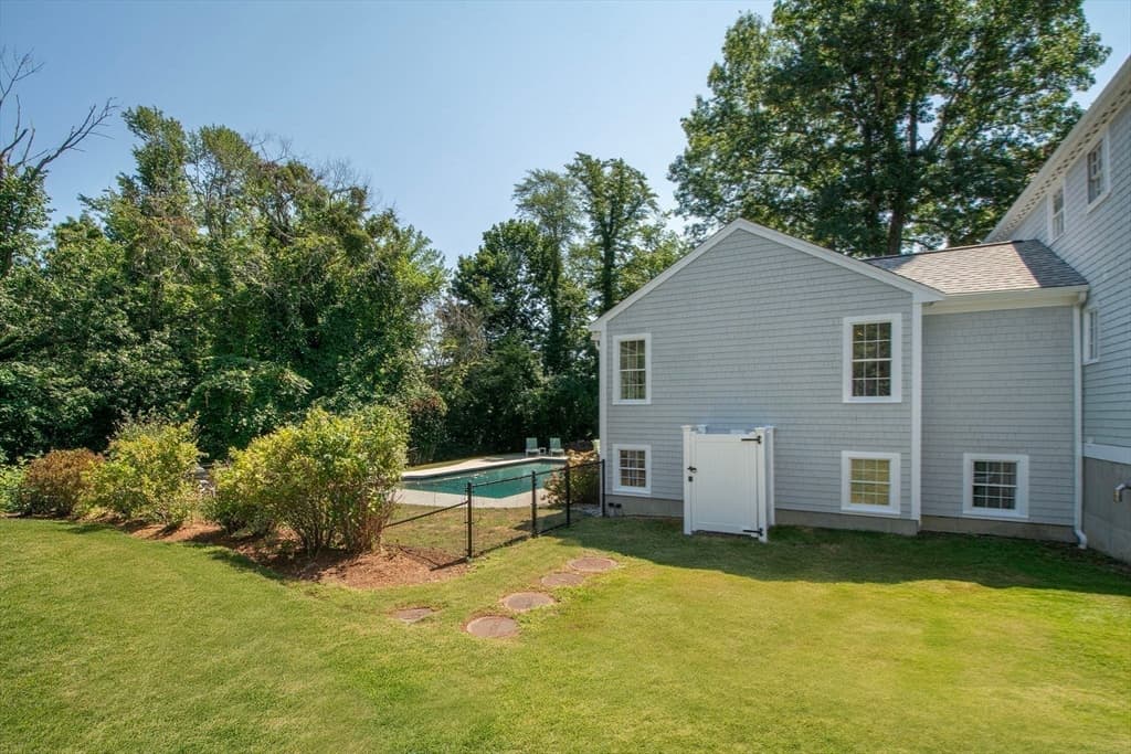 39 Ledgewood Dr, Cohasset MA 02025 photo 36