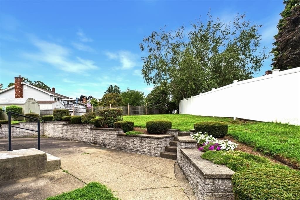 30 Manor Road, Waltham MA 02453 photo 6