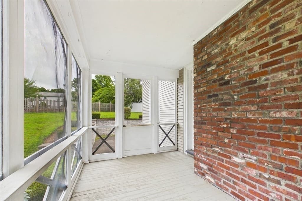 30 Manor Road, Waltham MA 02453 photo 14