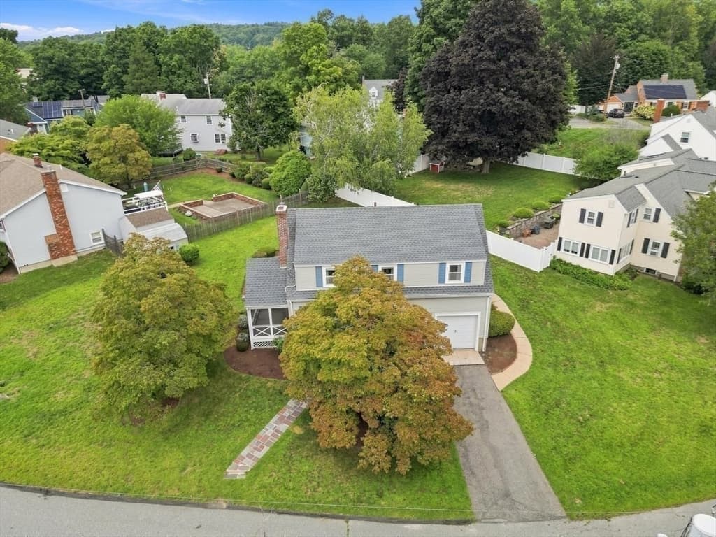 30 Manor Road, Waltham MA 02453 photo 35