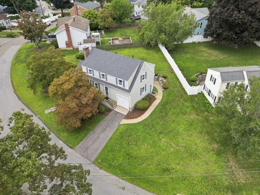 30 Manor Road, Waltham MA 02453 photo 4