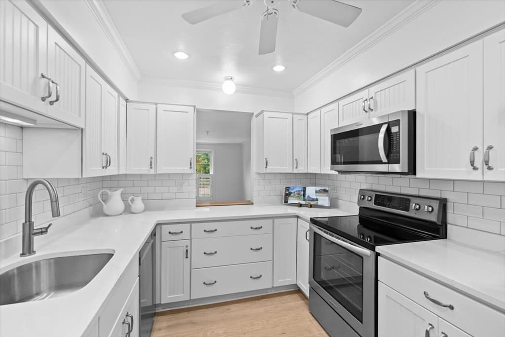 3512 Main St # 3, Barnstable MA 02630