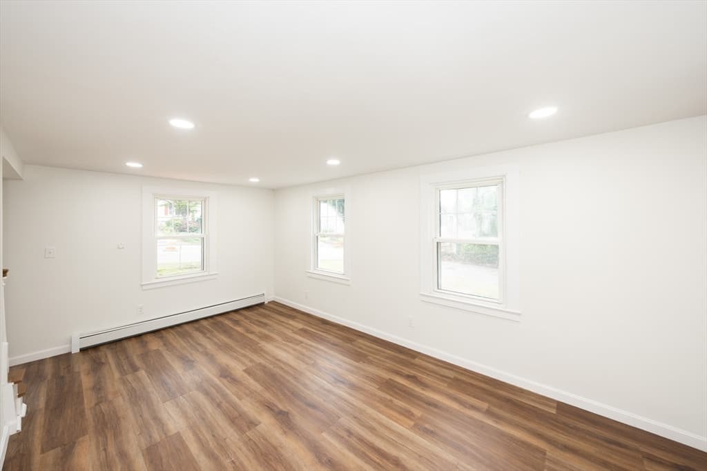 101 Ararat Street, Worcester MA 01606 photo 10
