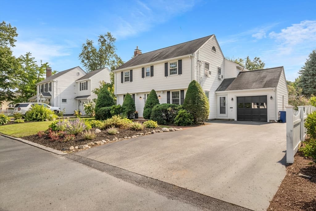 18 Miland Ave, Chelmsford MA 01824 photo 2