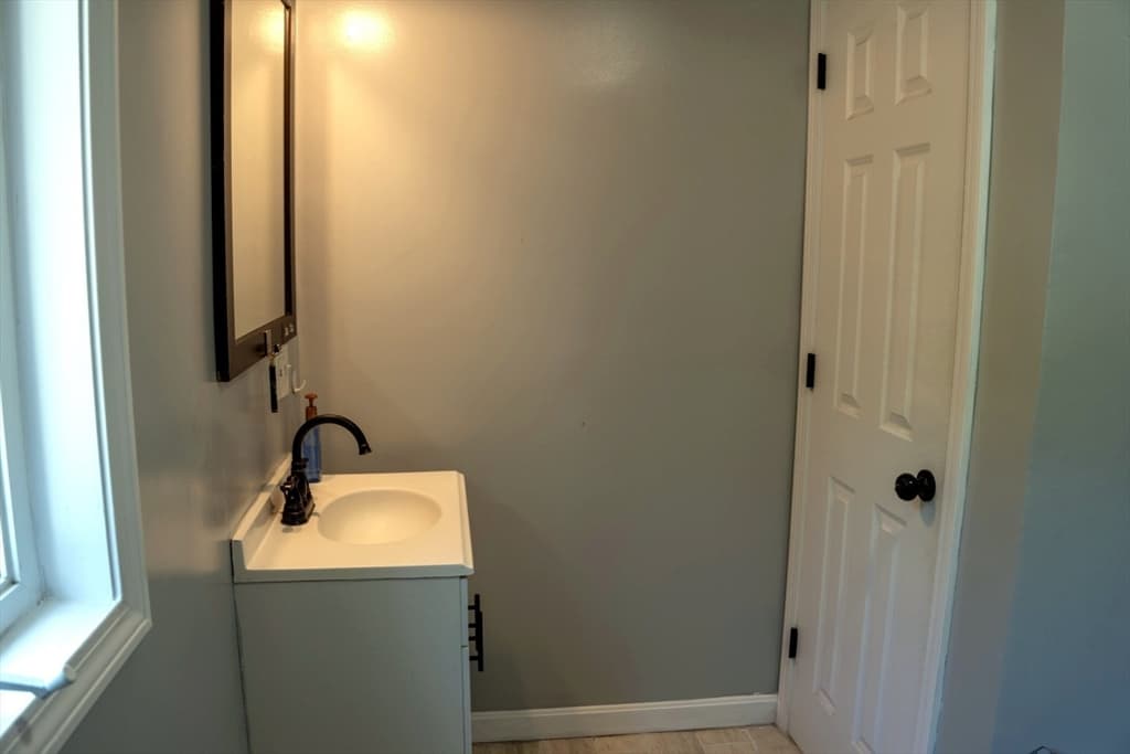 1388 Bay St, Springfield MA 01109 photo 28