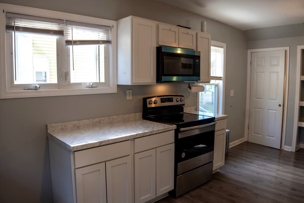 1388 Bay St, Springfield MA 01109 photo 21