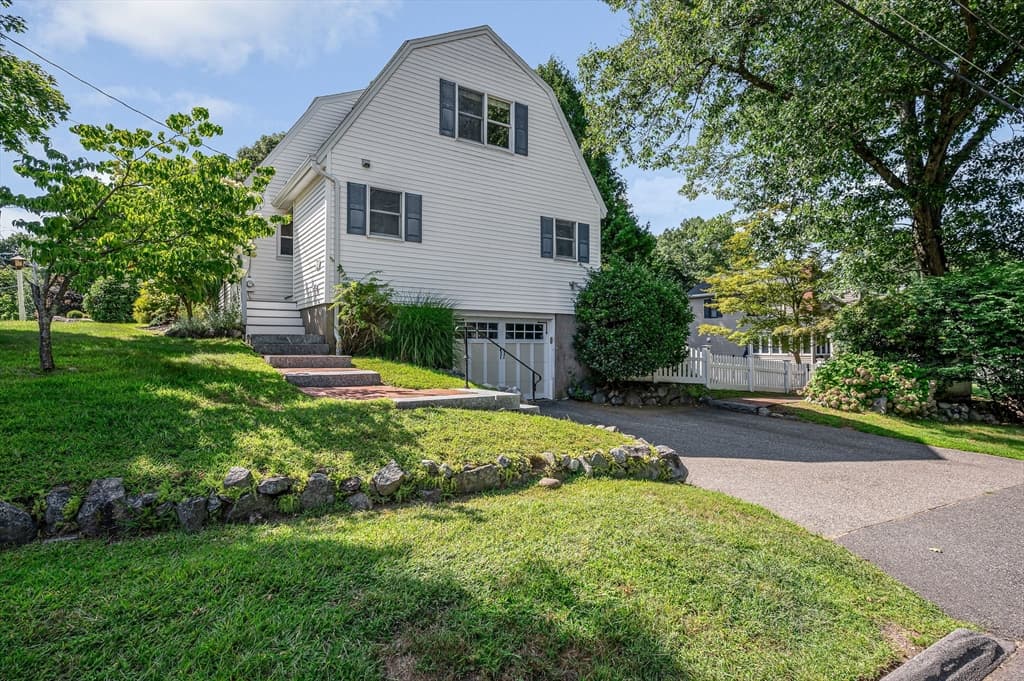 86 Orange Street, Reading MA 01867 photo 27