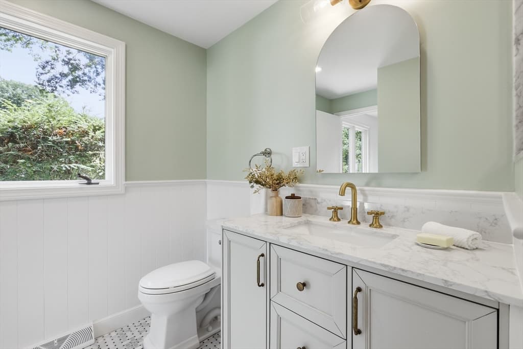 14 Eugene Road, Burlington MA 01803 photo 17