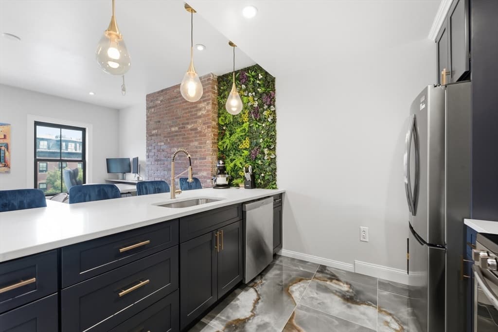 465 Massachusetts Ave # 4, Boston MA 02118 photo 9