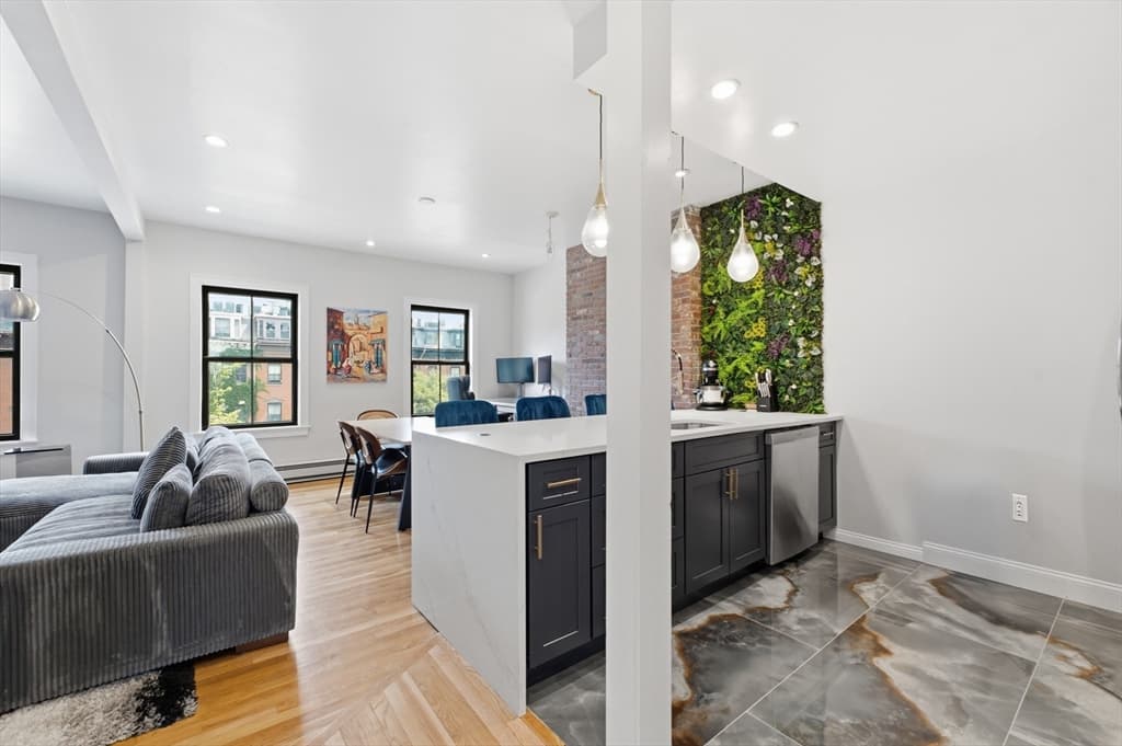 465 Massachusetts Ave # 4, Boston MA 02118 photo 8