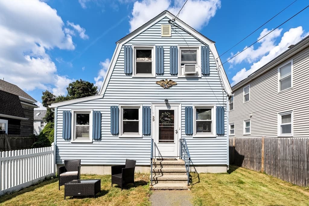 39 Macy St, Quincy MA 02169