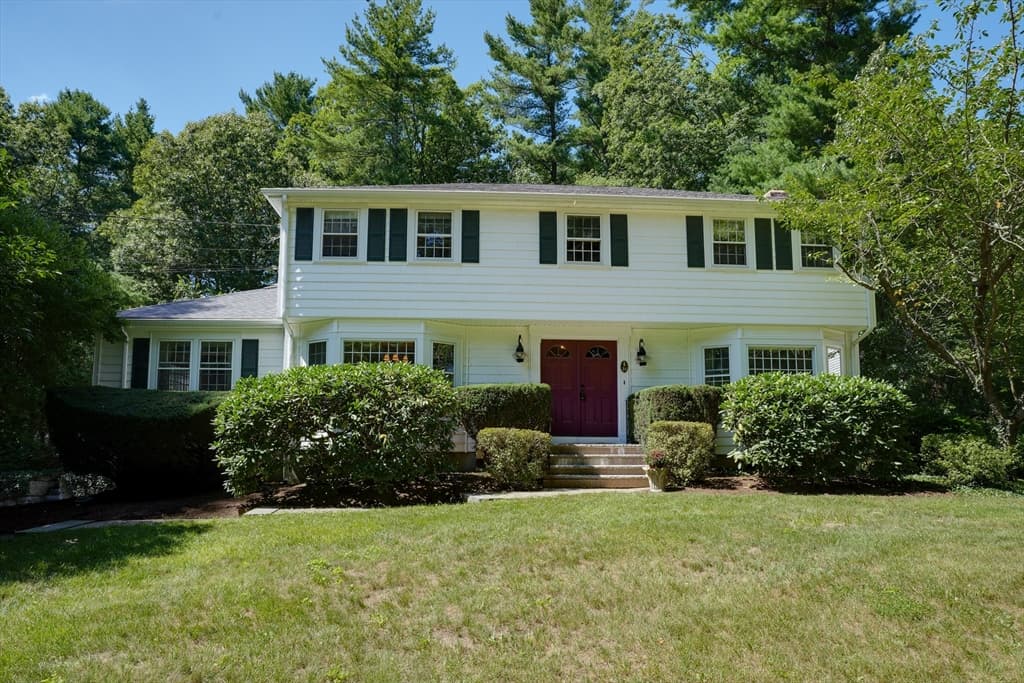 21 Village Green, Norfolk MA 02056 photo 2
